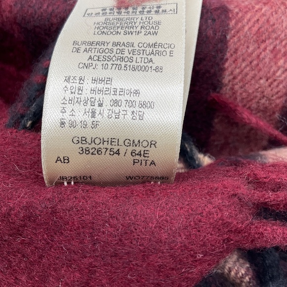 BURBERRY DARK RED GIANT CHECK CASHMERE SCARF - Picture 9 of 9